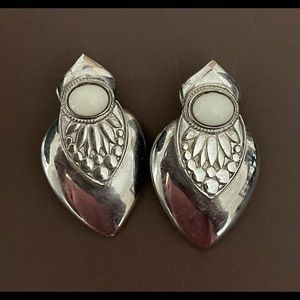 VINTAGE JJ 1986 SILVER EARRINGS  Ivory Stone Tear Drop Shape